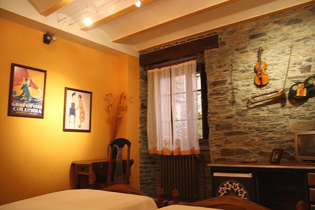 Casona El Gurugu Hotel Luarca Buitenkant foto