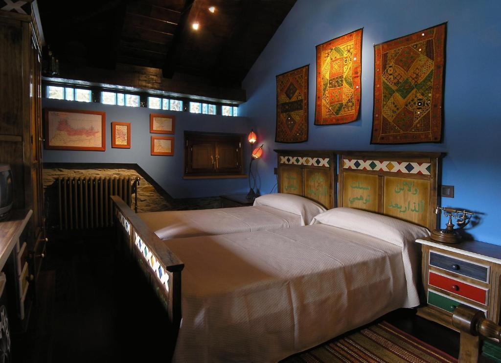 Casona El Gurugu Hotel Luarca Kamer foto