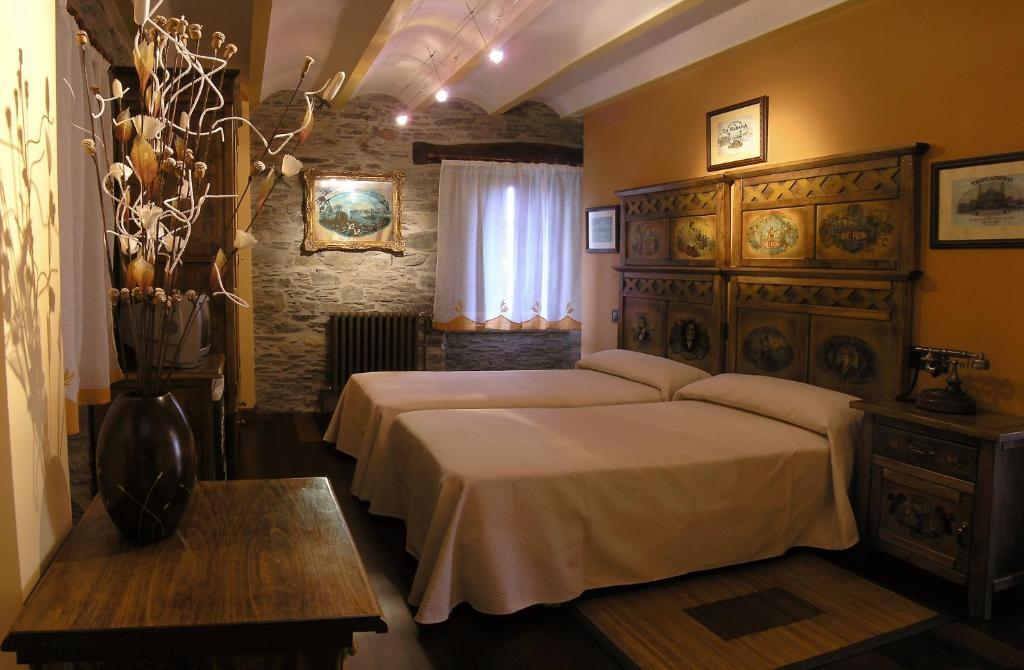 Casona El Gurugu Hotel Luarca Kamer foto
